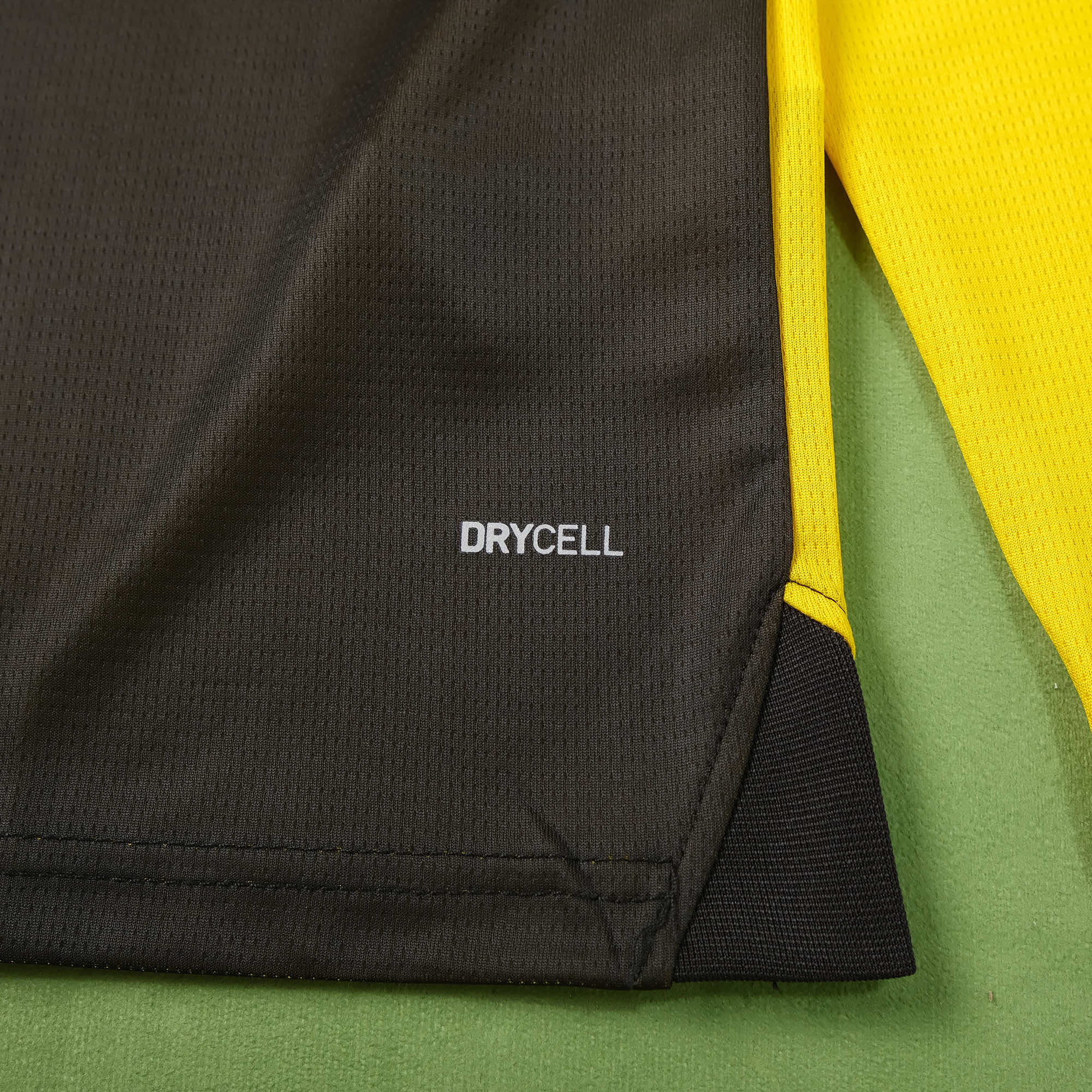 23/24 Borussia Dortmund Long Sleeve Home Jersey