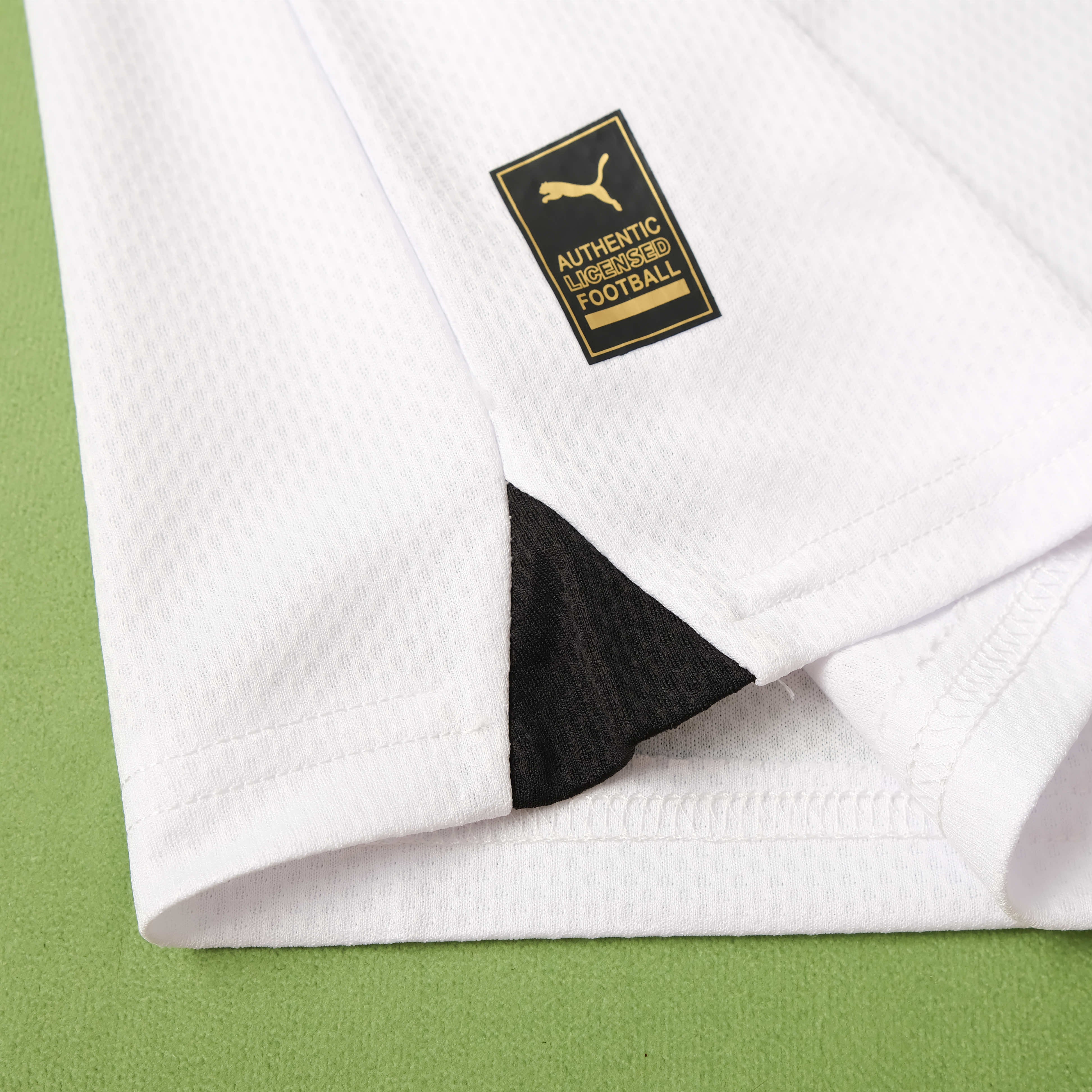 23/24 Borussia Mönchengladbach Home Jersey