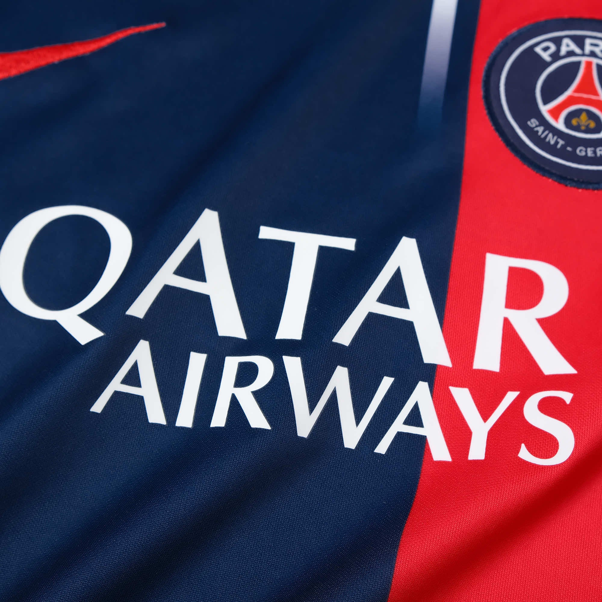 23/24 Women's Paris Saint-Germain Home Jersey