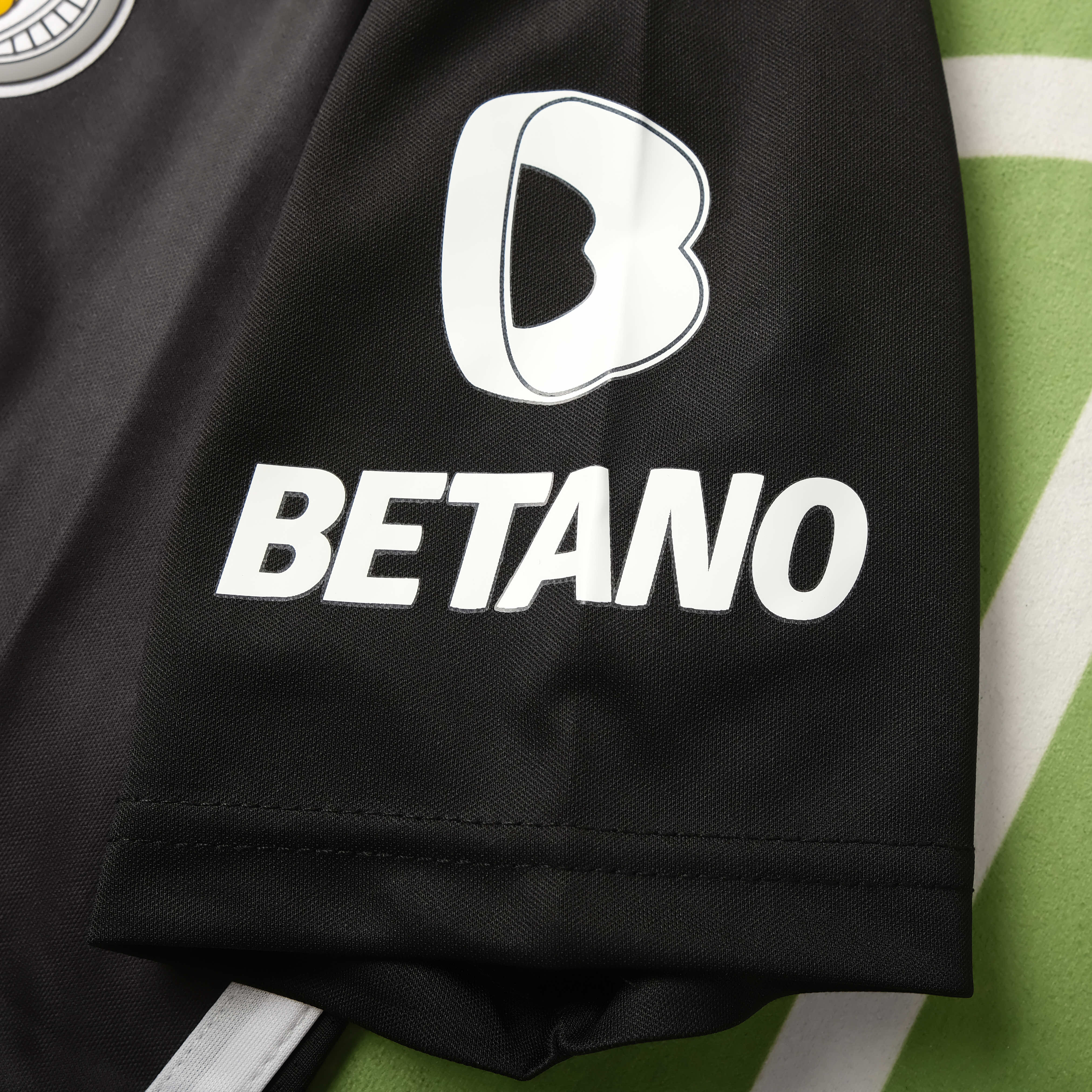 23/24 SL Benfica Away Jersey