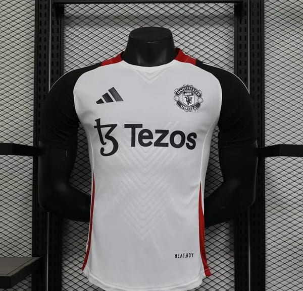 Player Version 24/25 Manchester United White Pre-Match Jersey
