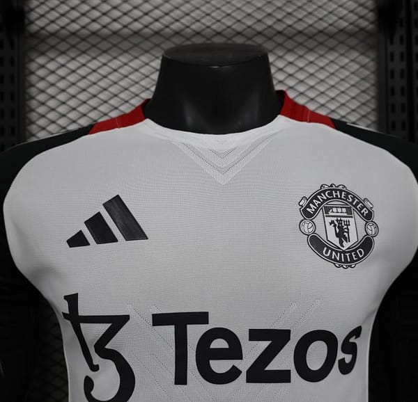 Player Version 24/25 Manchester United White Pre-Match Jersey