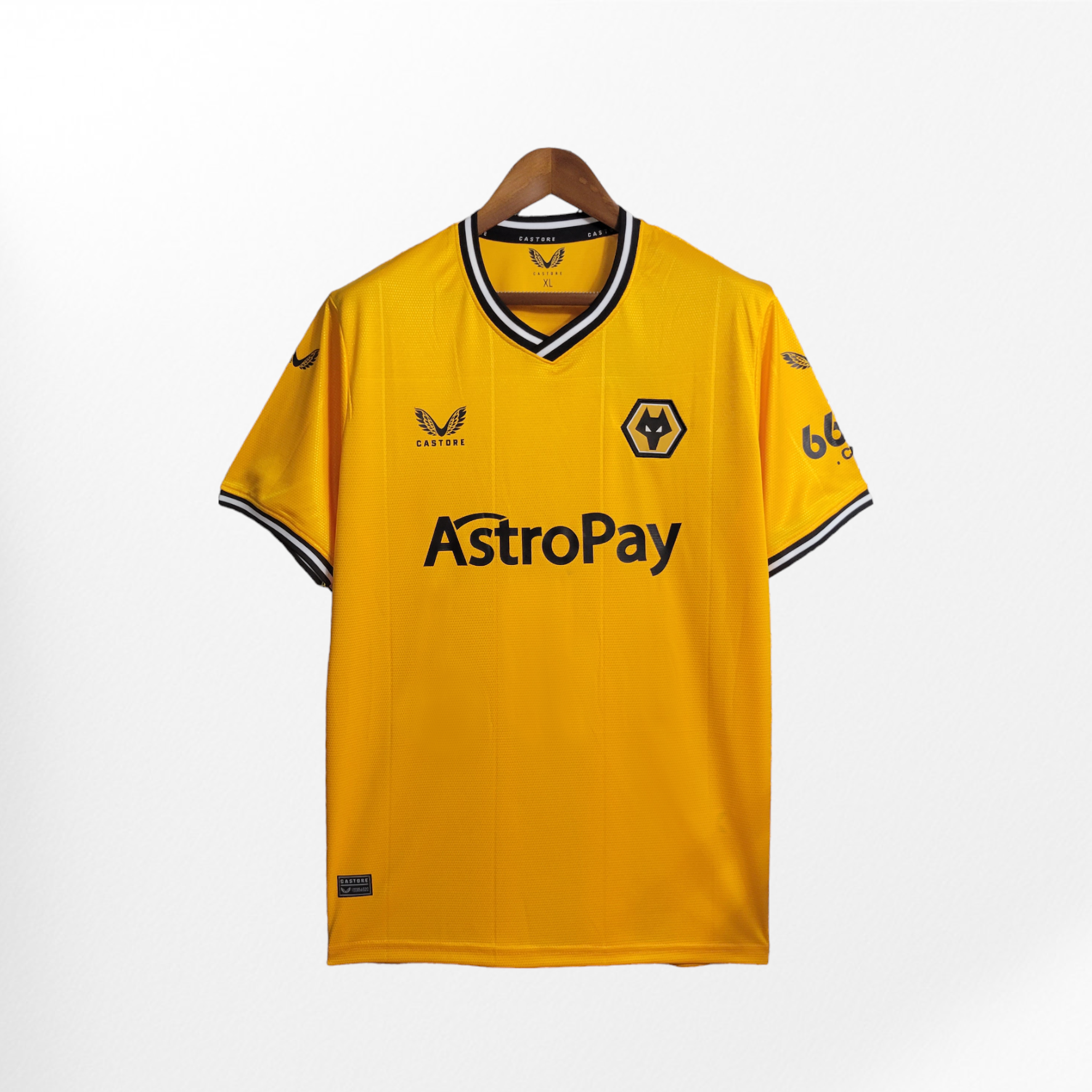 Camiseta local Wolverhampton 23/24