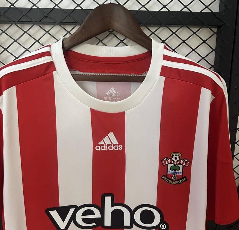 15/16 Retro Southampton Home Jersey.